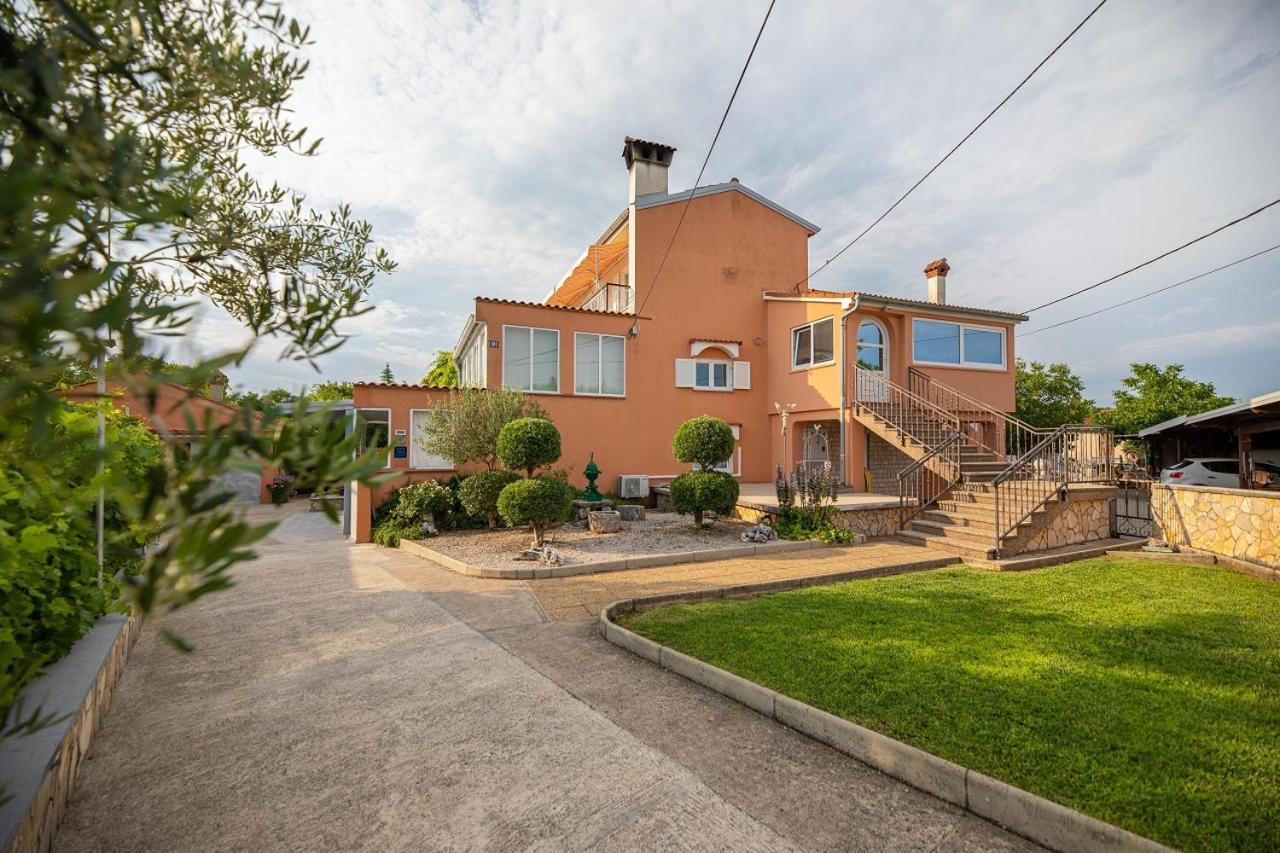 Apartment Josip Brusic Gabonjin エクステリア 写真