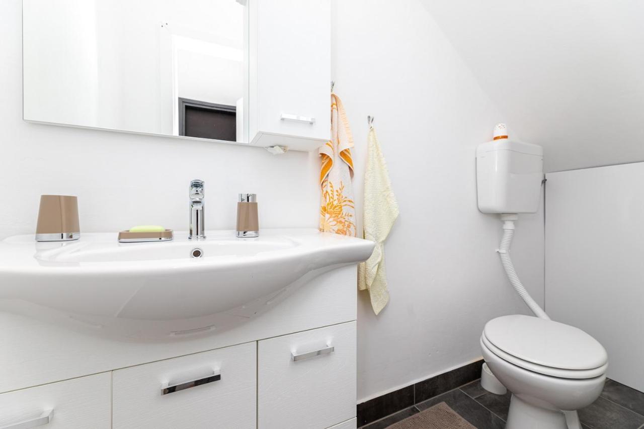 Apartment Josip Brusic Gabonjin エクステリア 写真